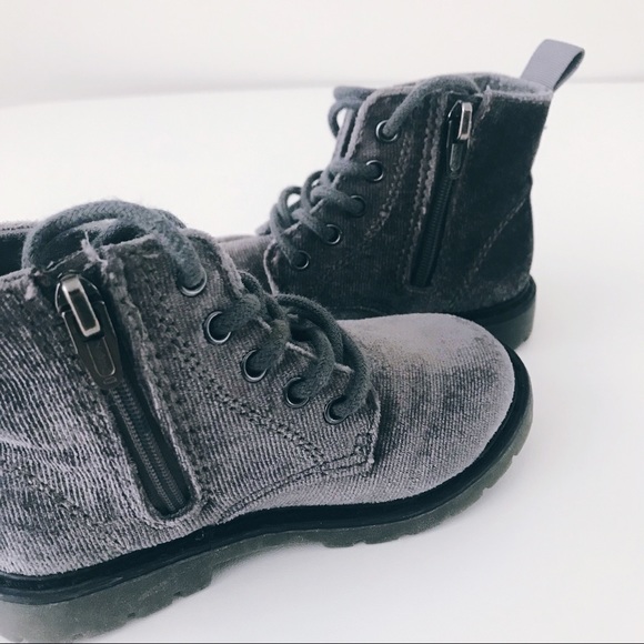Capsule Collection Grey Velvet Combat Boots - Picture 4 of 5